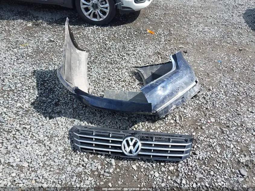 2013 VOLKSWAGEN PASSAT 2.0L TDI SEL PREMIUM