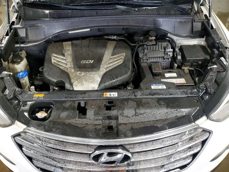 2016 HYUNDAI SANTA FE SE  