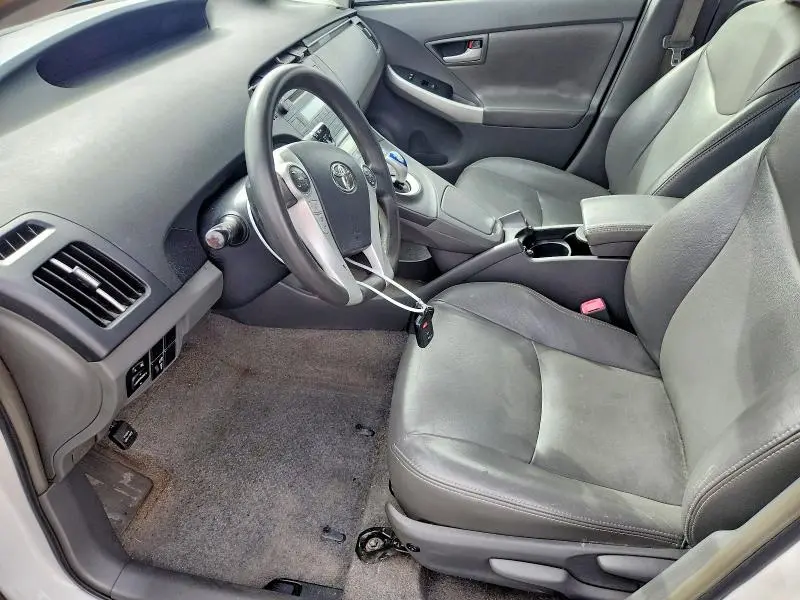 2011 TOYOTA PRIUS THREE  