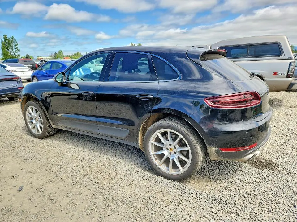 2016 PORSCHE MACAN S  
