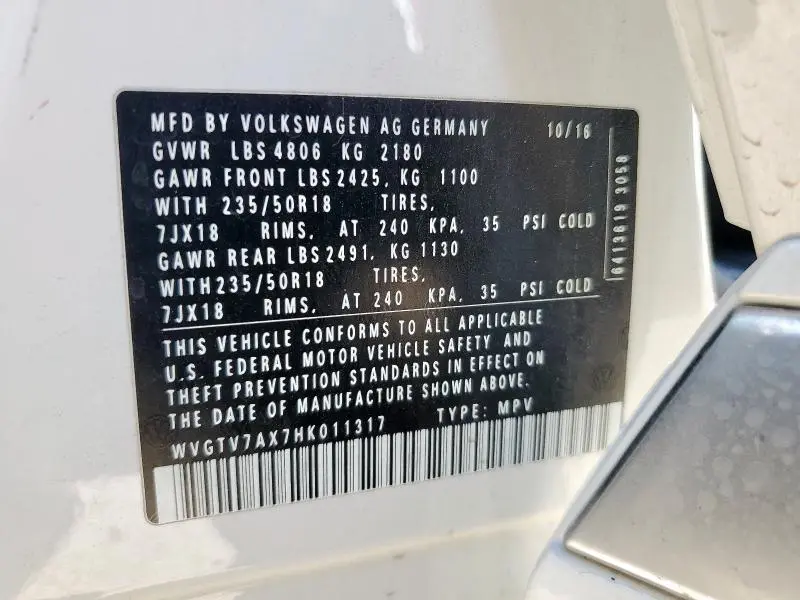 2017 VOLKSWAGEN TIGUAN SPORT  