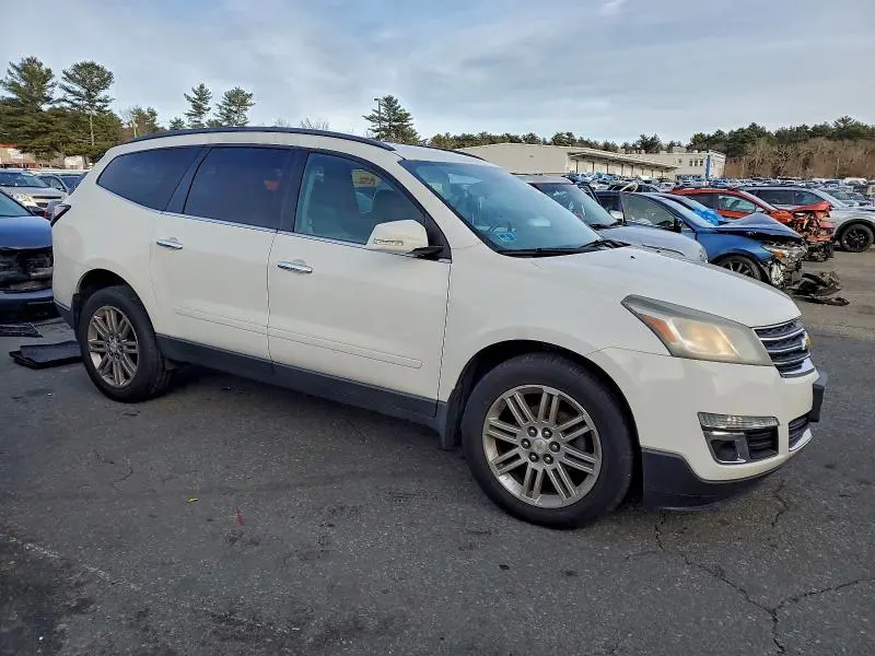 2015 CHEVROLET TRAVERSE LT  