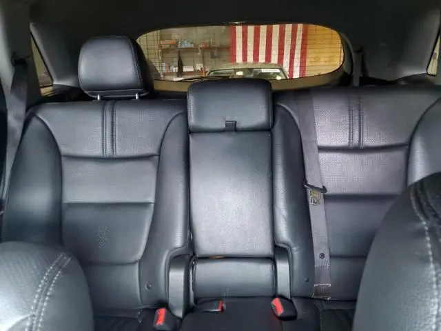 2014 KIA SORENTO LX  