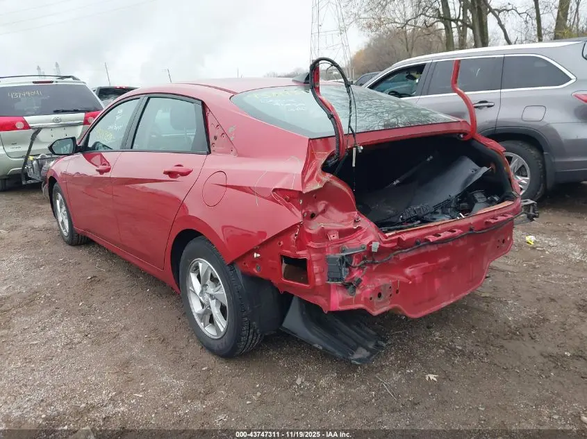 2022 HYUNDAI ELANTRA SE