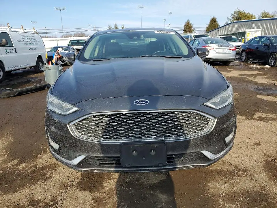 2019 FORD FUSION TITANIUM  
