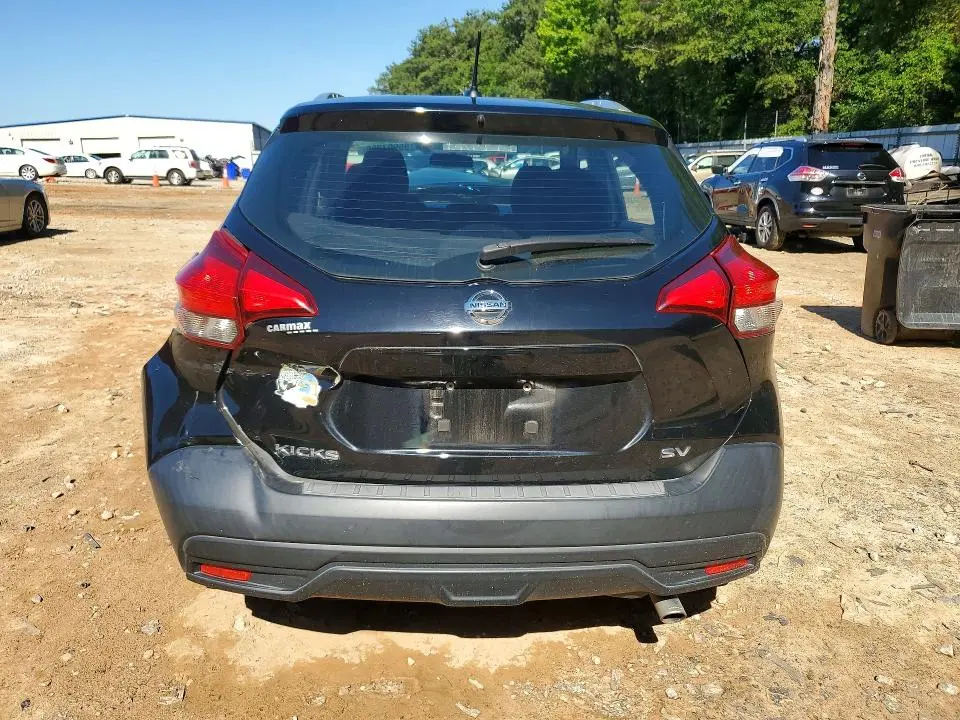 2018 NISSAN KICKS S  