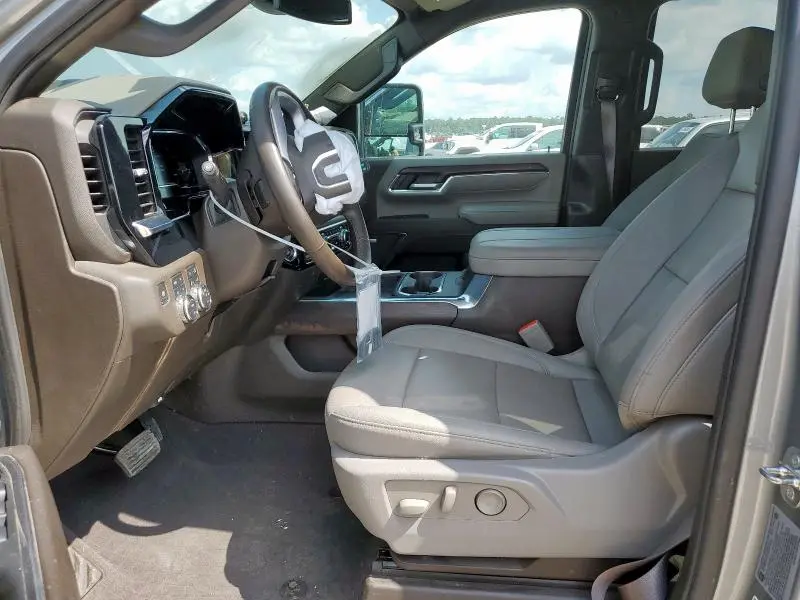 2024 GMC SIERRA K3500 SLT