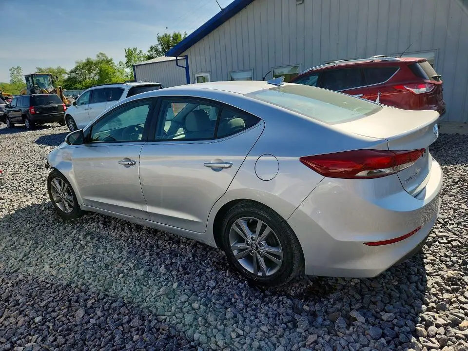 2017 HYUNDAI ELANTRA SE  