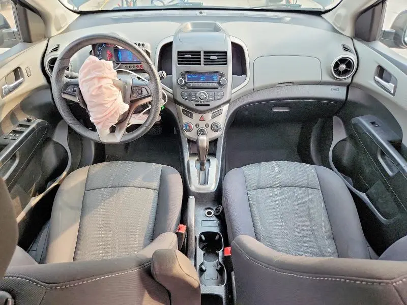 2014 CHEVROLET SONIC LT  