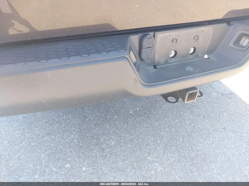 2017 RAM 1500 TRADESMAN  4X4 5'7 BOX
