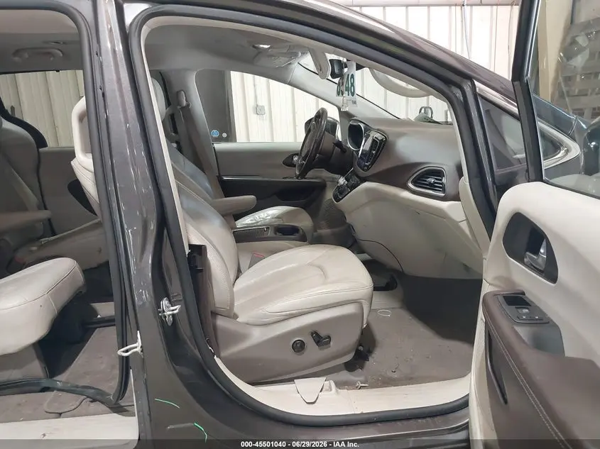2020 CHRYSLER PACIFICA TOURING L PLUS