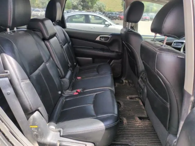 2016 NISSAN PATHFINDER S  