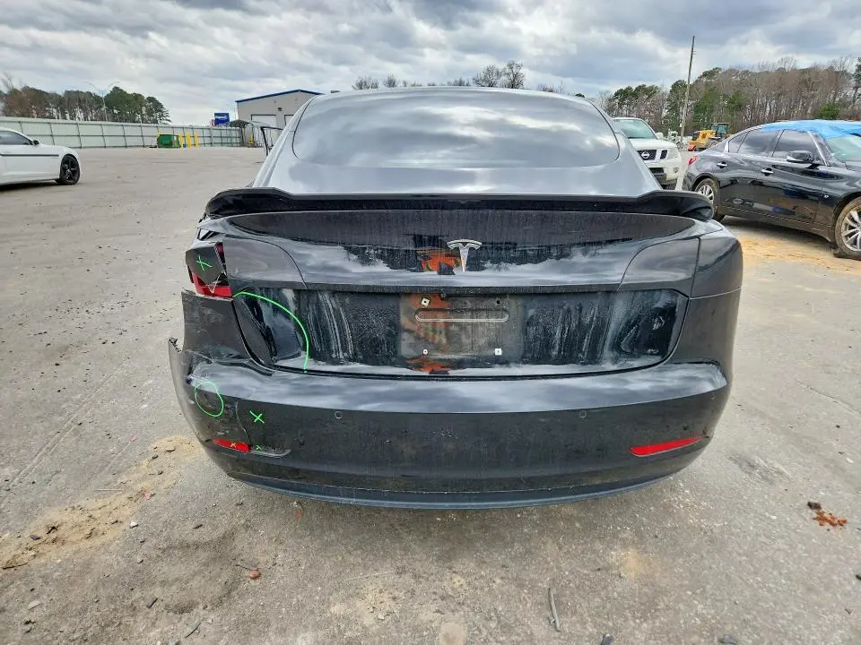 2018 TESLA MODEL 3   