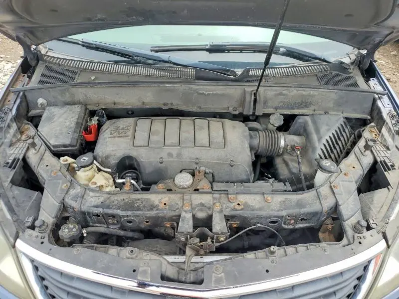 2014 CHEVROLET TRAVERSE LS  