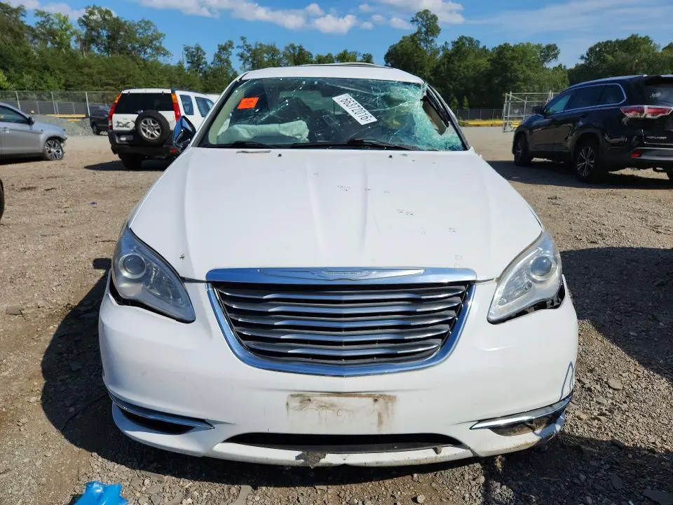 2014 CHRYSLER 200 LIMITED  