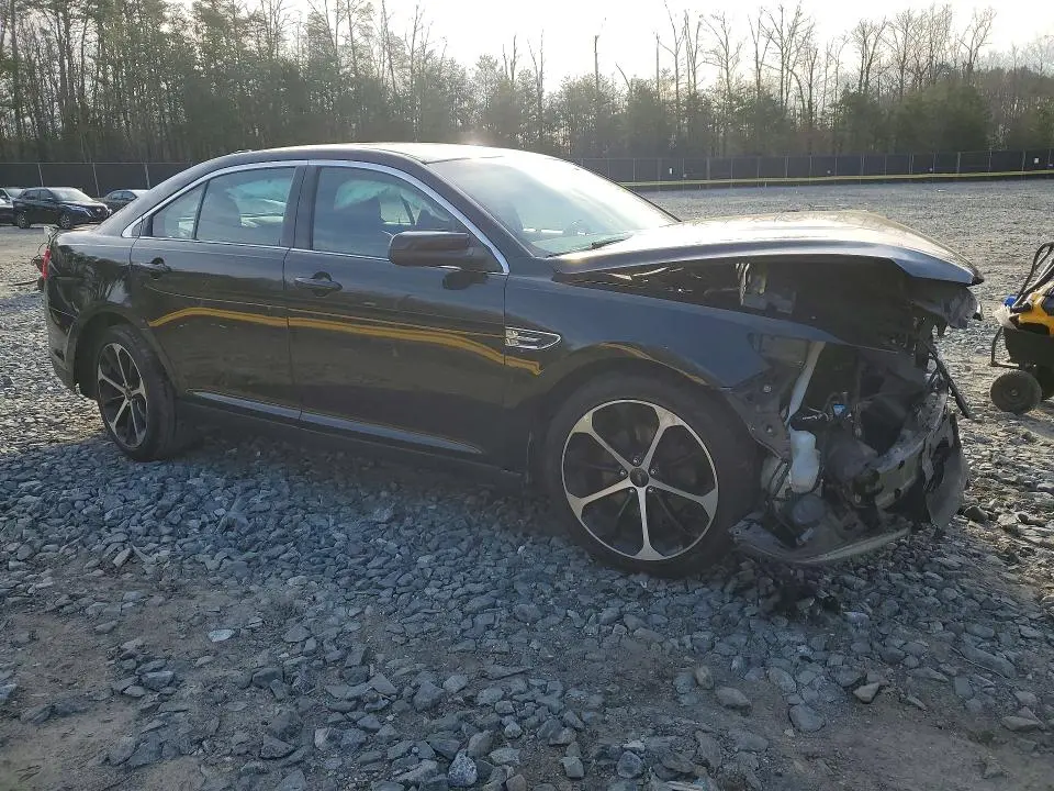 2015 FORD TAURUS SEL  