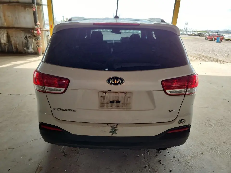 2018 KIA SORENTO LX V6  