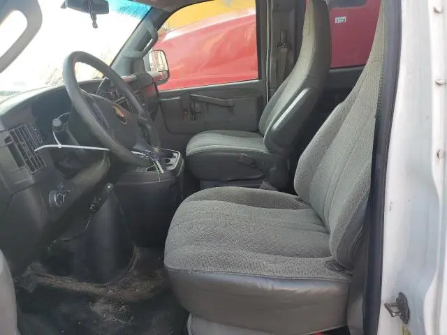 2017 CHEVROLET EXPRESS G3500 LT  