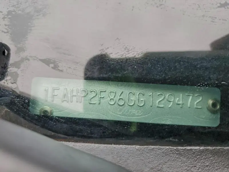 2016 FORD TAURUS LIMITED  