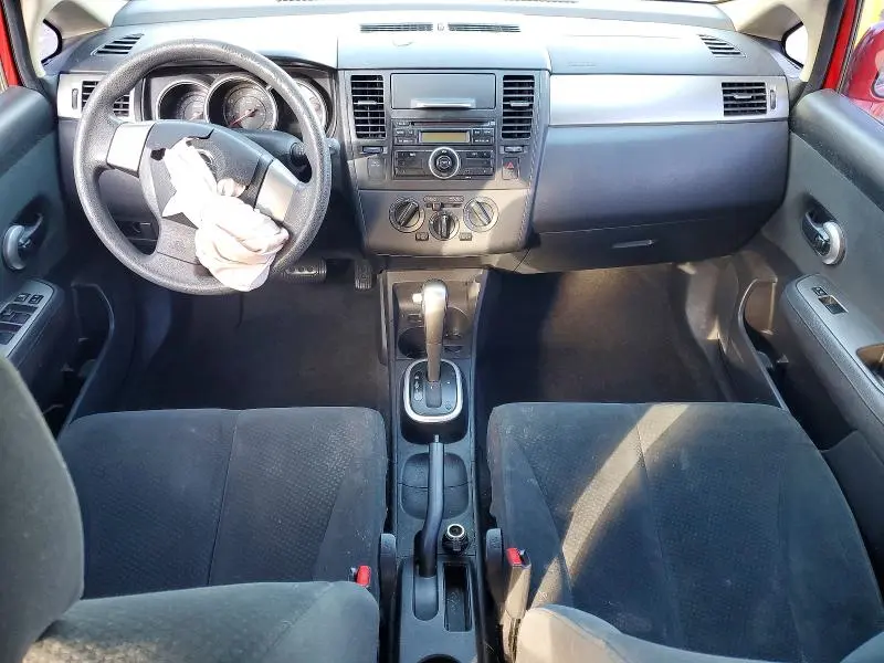 2011 NISSAN VERSA S  