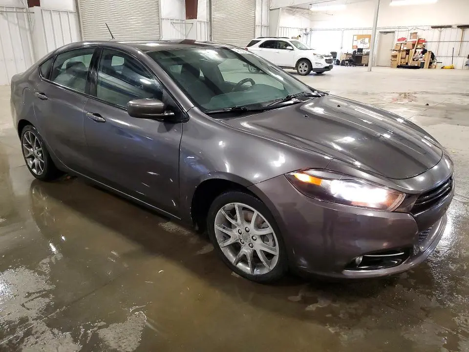 2015 DODGE DART SXT  