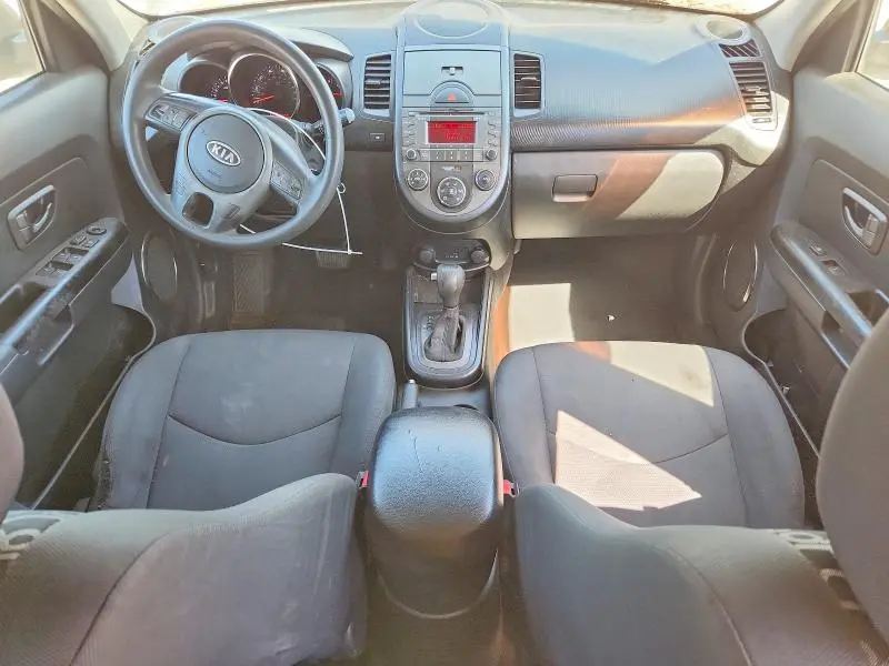 2011 KIA SOUL +  