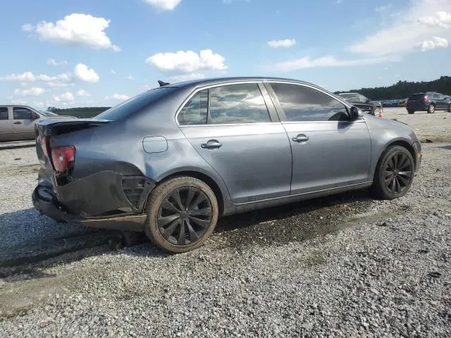 2010 VOLKSWAGEN JETTA SE  