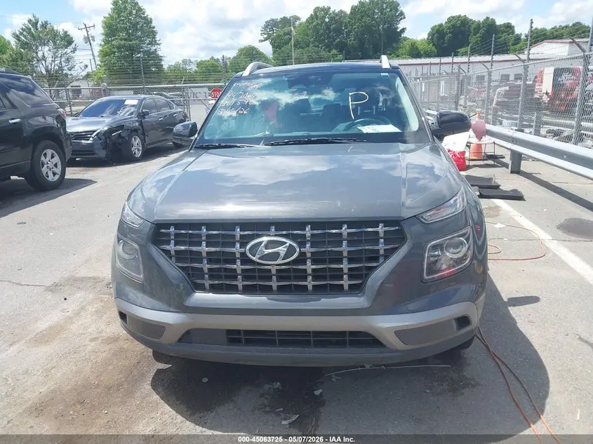 2024 HYUNDAI VENUE LIMITED