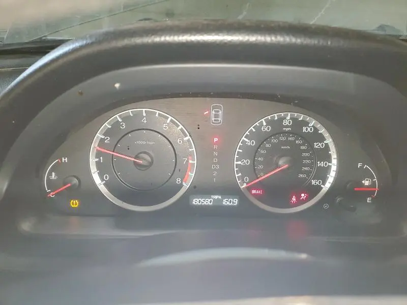 2011 HONDA ACCORD LXP  