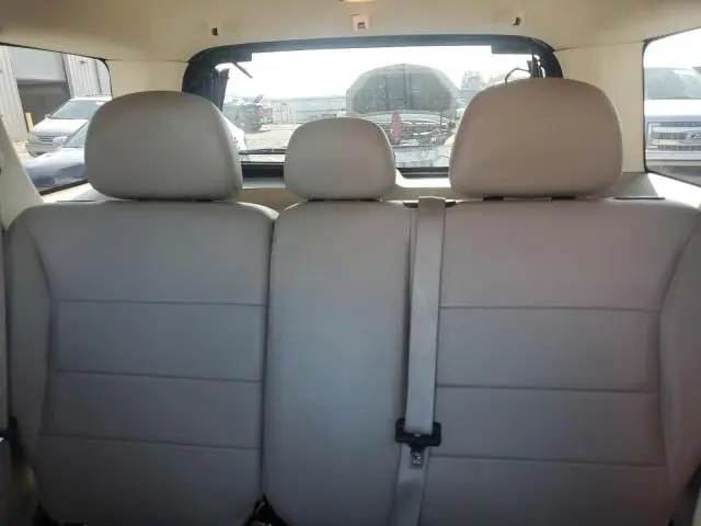 2010 FORD ESCAPE XLT  