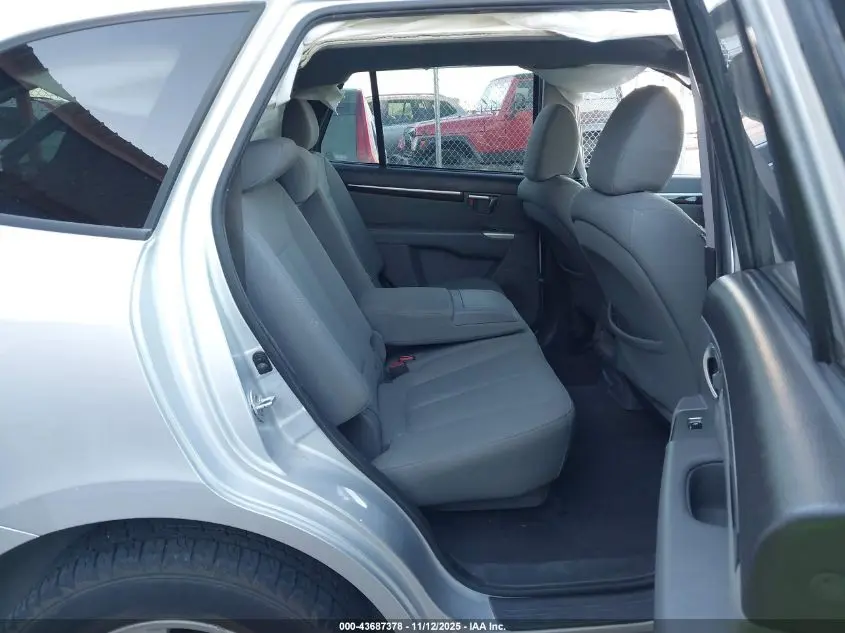 2012 HYUNDAI SANTA FE GLS