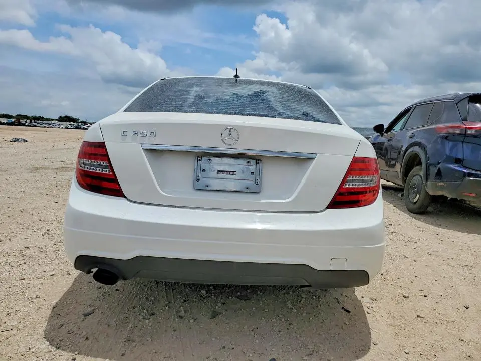 2014 MERCEDES-BENZ C 250  