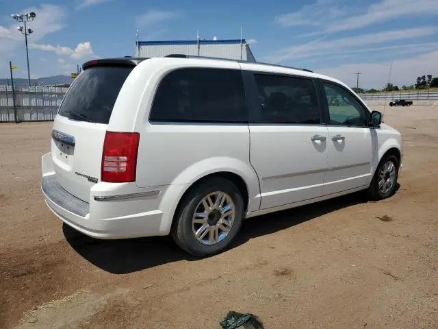 2010 CHRYSLER TOWN & COUNTRY LIMITED  