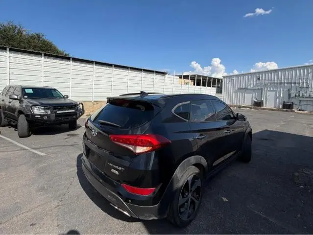 2016 HYUNDAI TUCSON LIMITED  