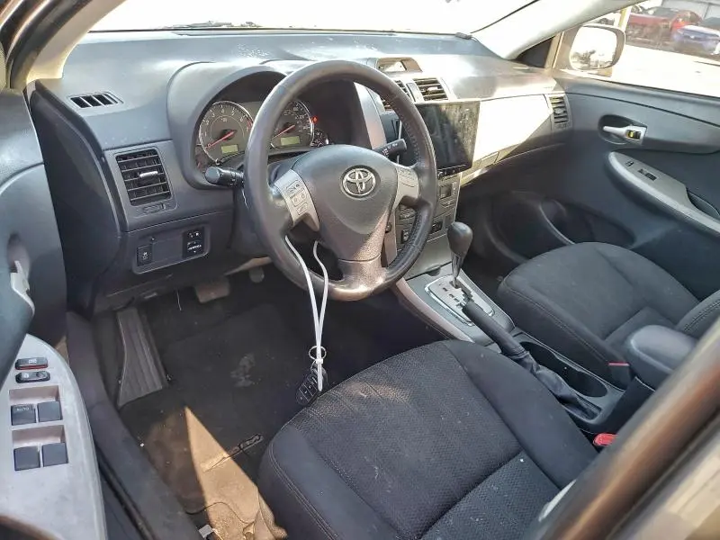 2013 TOYOTA COROLLA BASE  