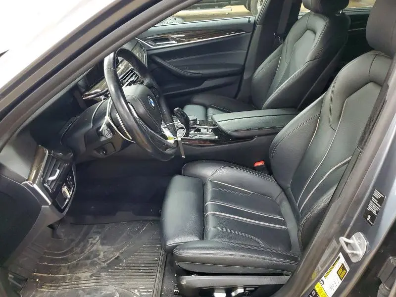 2019 BMW 540 XI  