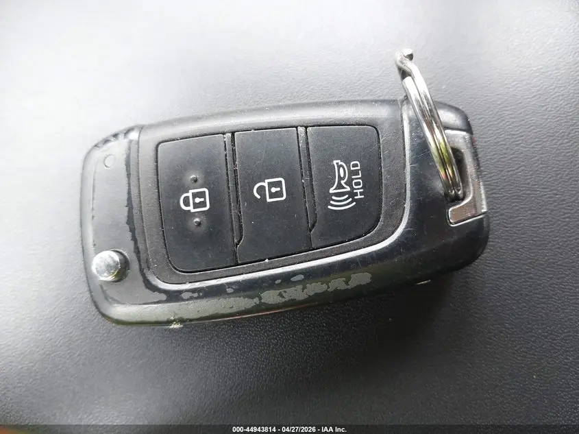 2022 HYUNDAI VENUE SEL