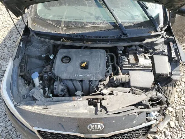 2017 KIA FORTE LX  