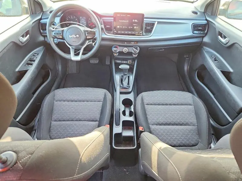 2023 KIA RIO LX  