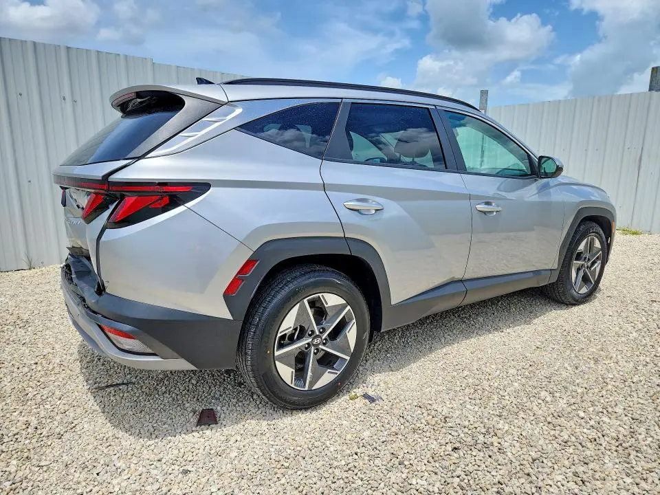 2025 HYUNDAI TUCSON SEL  
