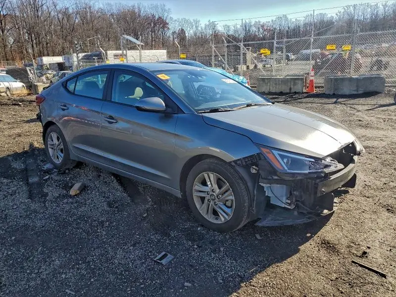 2019 HYUNDAI ELANTRA SEL  