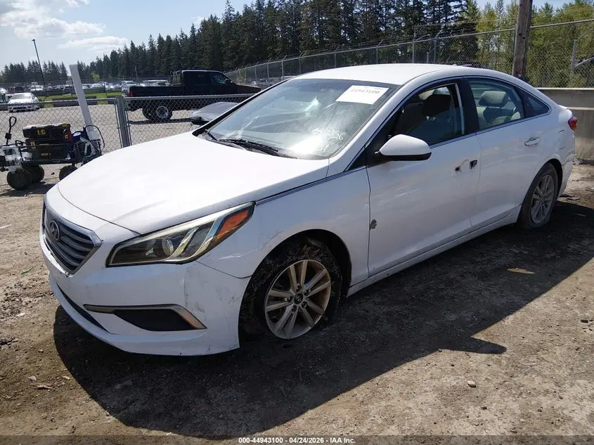 2016 HYUNDAI SONATA SE