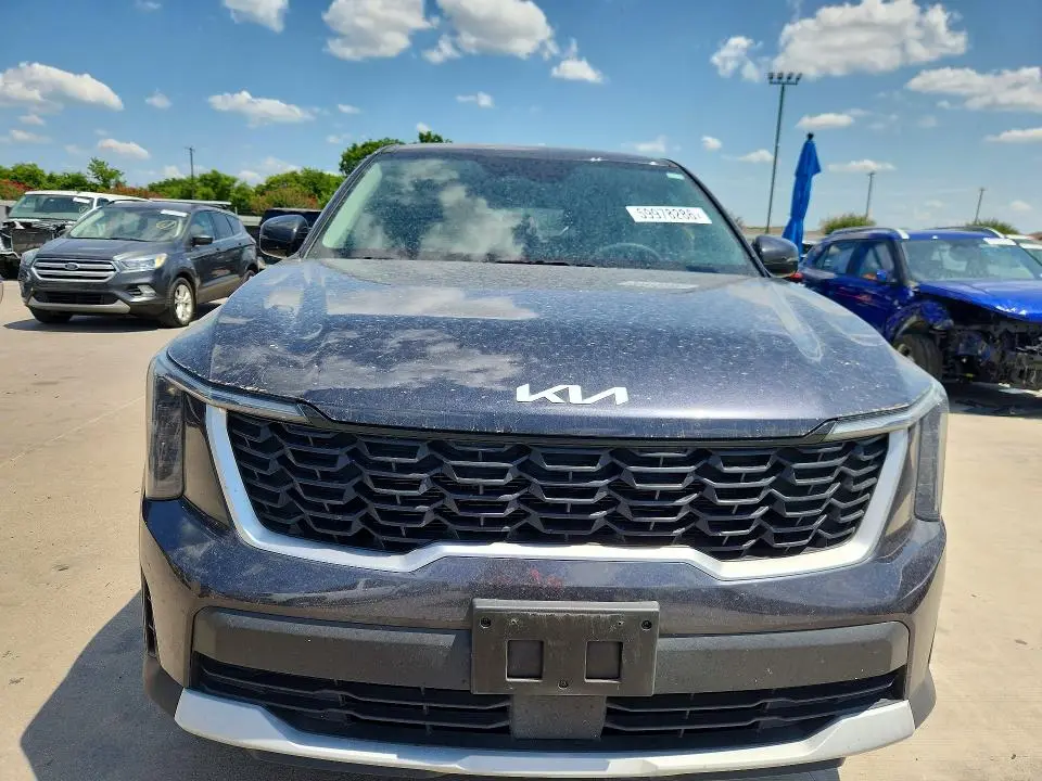 2025 KIA SORENTO LX  