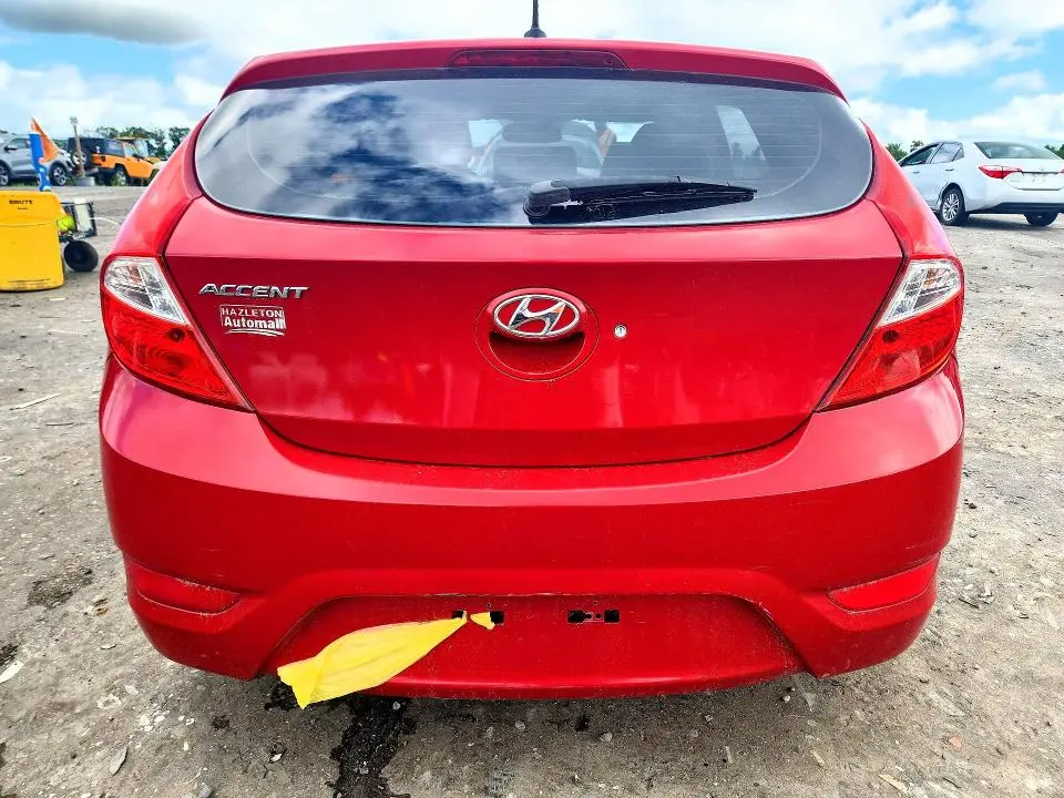 2013 HYUNDAI ACCENT GS  