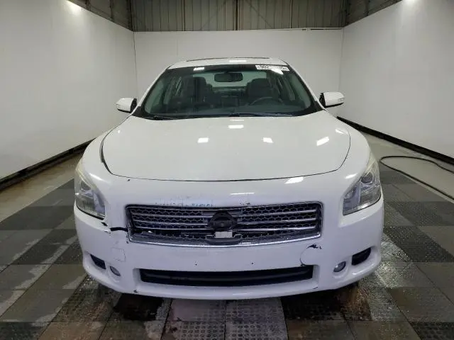 2011 NISSAN MAXIMA S  