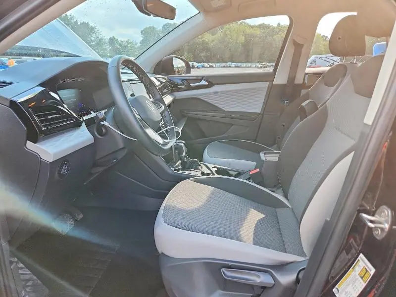2024 VOLKSWAGEN TAOS S  