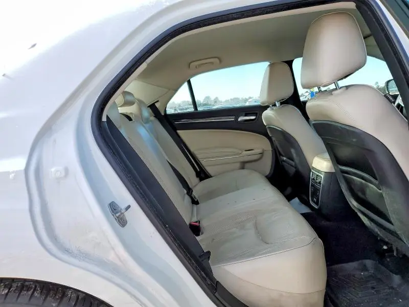 2018 CHRYSLER 300 LIMITED  