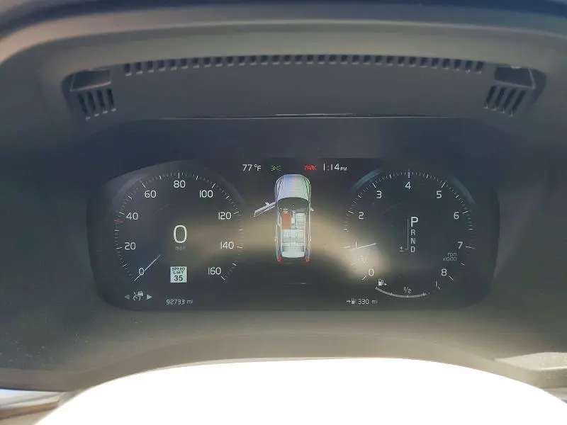 2018 VOLVO XC60 T5 MOMENTUM  