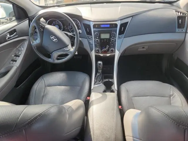 2011 HYUNDAI SONATA GLS  