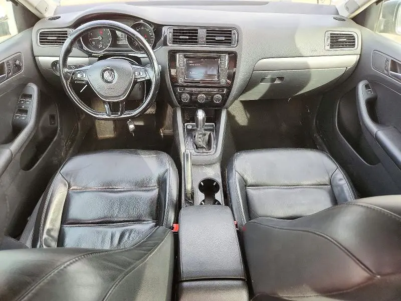 2016 VOLKSWAGEN JETTA SEL  